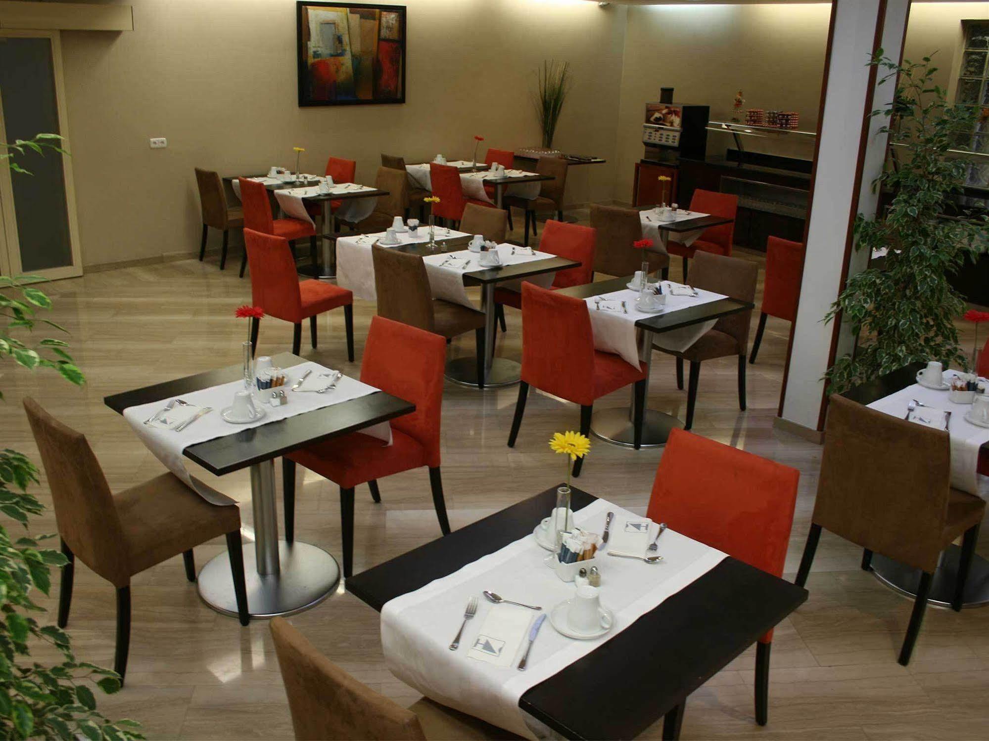 Exe Hotel Viena